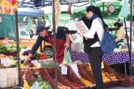LINDO Y REGALADO! Las Ferias de la Ciudad recorren barrios y plazas desde hoy con diversas ofertas