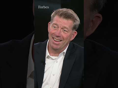 How The Chuck E. Cheese CEO's Career Was Built On One Simple Rule
