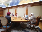 Puri hands over holy ‘Jore Sahib’ to DSGMC, PM urges devotees to seek darshan