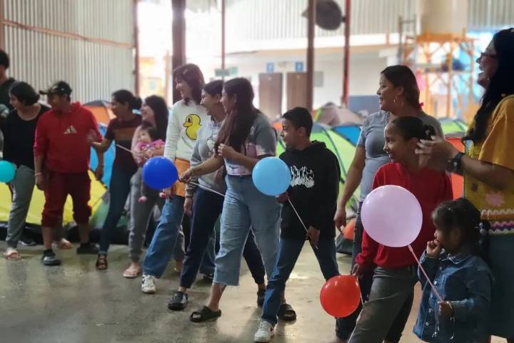 ICE inicia campaña de auto deportación de menores