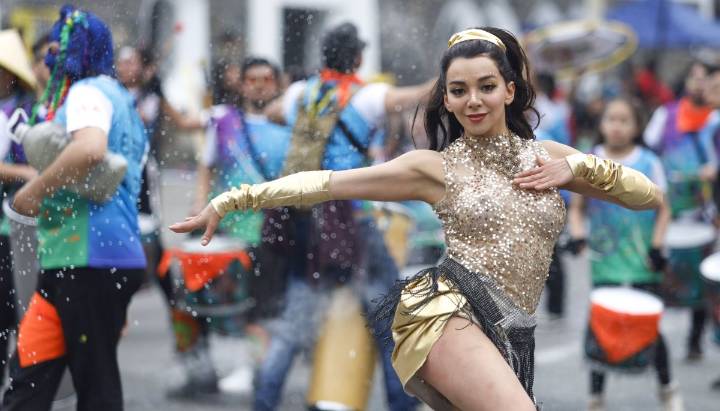 Carnaval Mil Tambores en Valparaíso: Carabineros anuncia cortes de tránsito entre la plaza Sotomayor y la avenida Francia