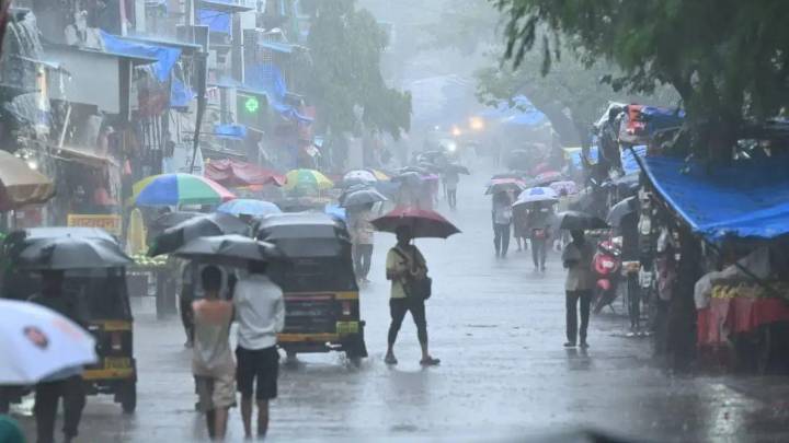 Weather update: IMD issues yellow alert for several districts in Maharashtra