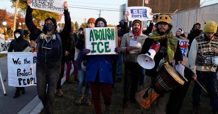 Advocates allege ‘inhumane’ conditions at Chicago-area ICE facility in new lawsuit