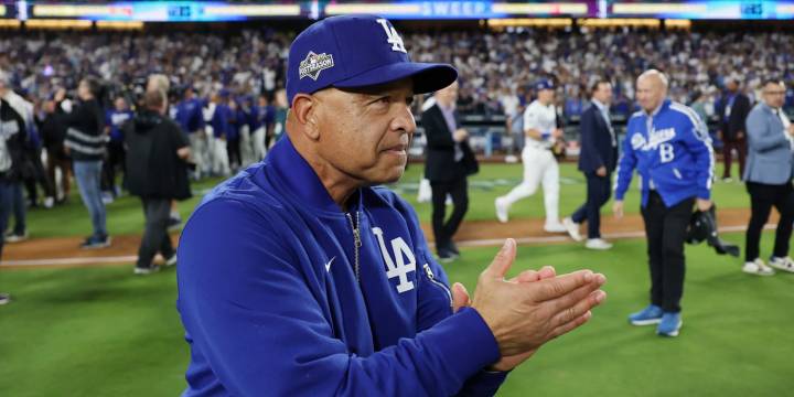 Dave Roberts' evolution as postseason manager
