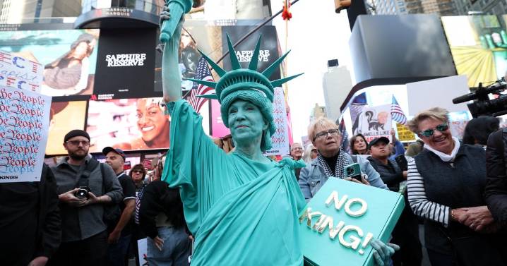 Crowds gather at anti-Trump "No Kings" rallies across the U.S., worldwide