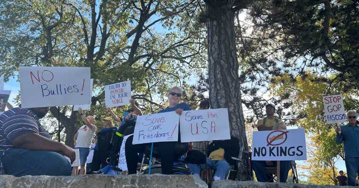 LIVE BLOG | 'No Kings' protests continue Saturday across Kansas City area