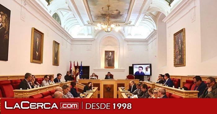 El pleno del Ayuntamiento de Toledo aprueba, con la abstención del PSOE, la finalización de la revisión de los convenios del Nudo Norte