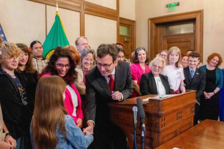 Group sues to overturn rewrite of WA parental rights law