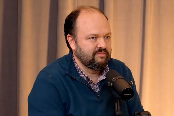 Ross Douthat: He’s the one New York Times conservative that liberals love. I asked him how he does it.