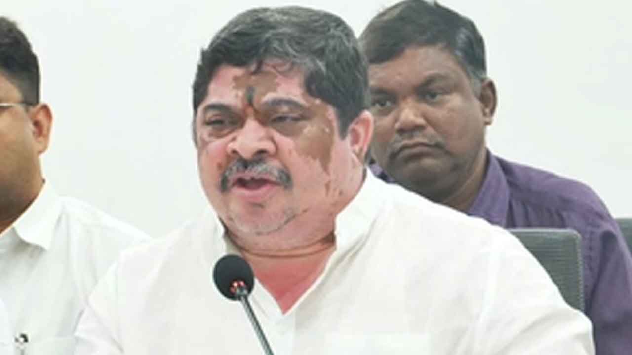 Private bus operators flouting rules will face strict action, warns Telangana Transport Minister