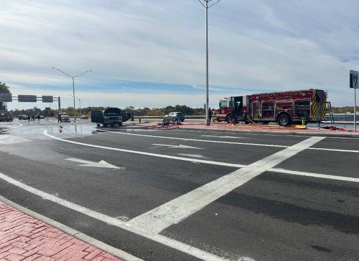 Diverging Diamond vehicle fire temporarily closes northbound lanes