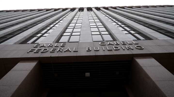 Texas federal courts remain open amid ongoing shutdown