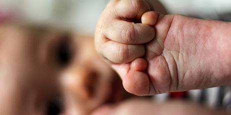 Detenida por el presunto homicidio de su hija recién nacida