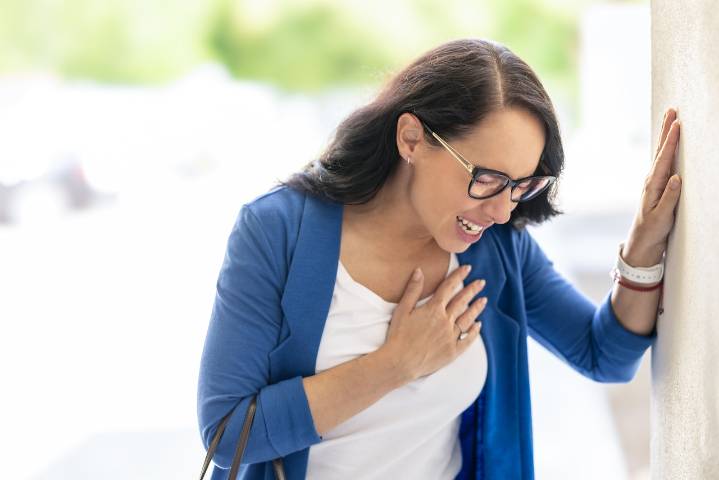 Dear Doctor: How can I tell the difference between heartburn and an actual heart attack?