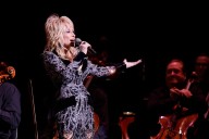 Dolly Parton Broadway Musical Won't Be Impacted By Health Challenges