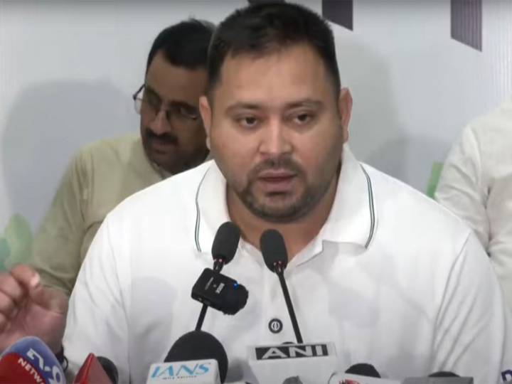 Tejashwi promises law to ensure government jobs for every house