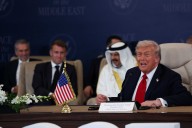 Trump greets Middle East leader with eye