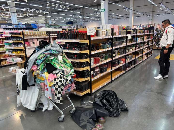 Inician “Operativo Limpieza” en tiendas chinas de Coahuila; decomisan mercancía