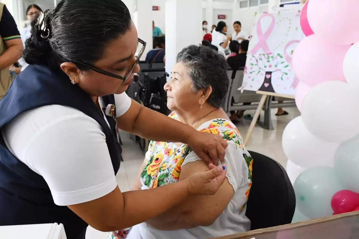 Arranca en Yucatán la campaña de vacunación contra la influenza, COVID