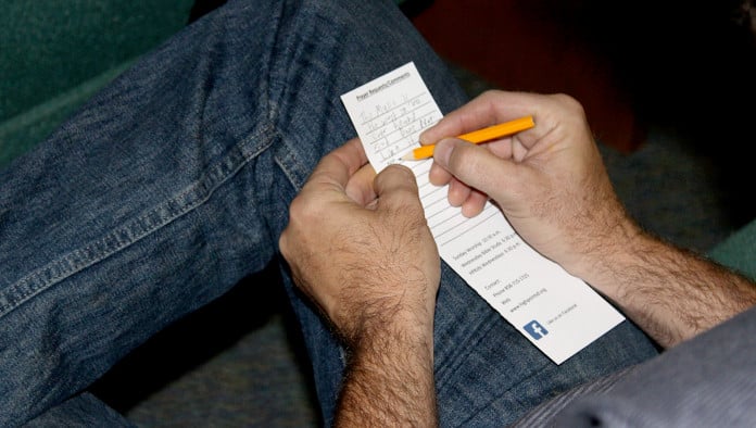 Worship Band's Rendition Of 'Oceans' Gives Man Plenty Of Time To Fill Out Angry Comment Card