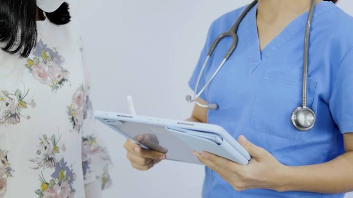 Empleos públicos en Los Lagos: buscan técnicos en enfermería, choferes y administrativos