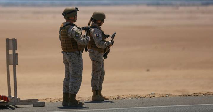 Reforma para despliegue militar en la frontera: gobierno incluirá mecanismo revocatorio del Congreso