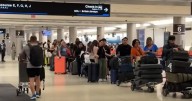 El cierre del gobierno de EE.UU. comienza a impactar el tráfico aéreo: ¿Qué está ocurriendo?