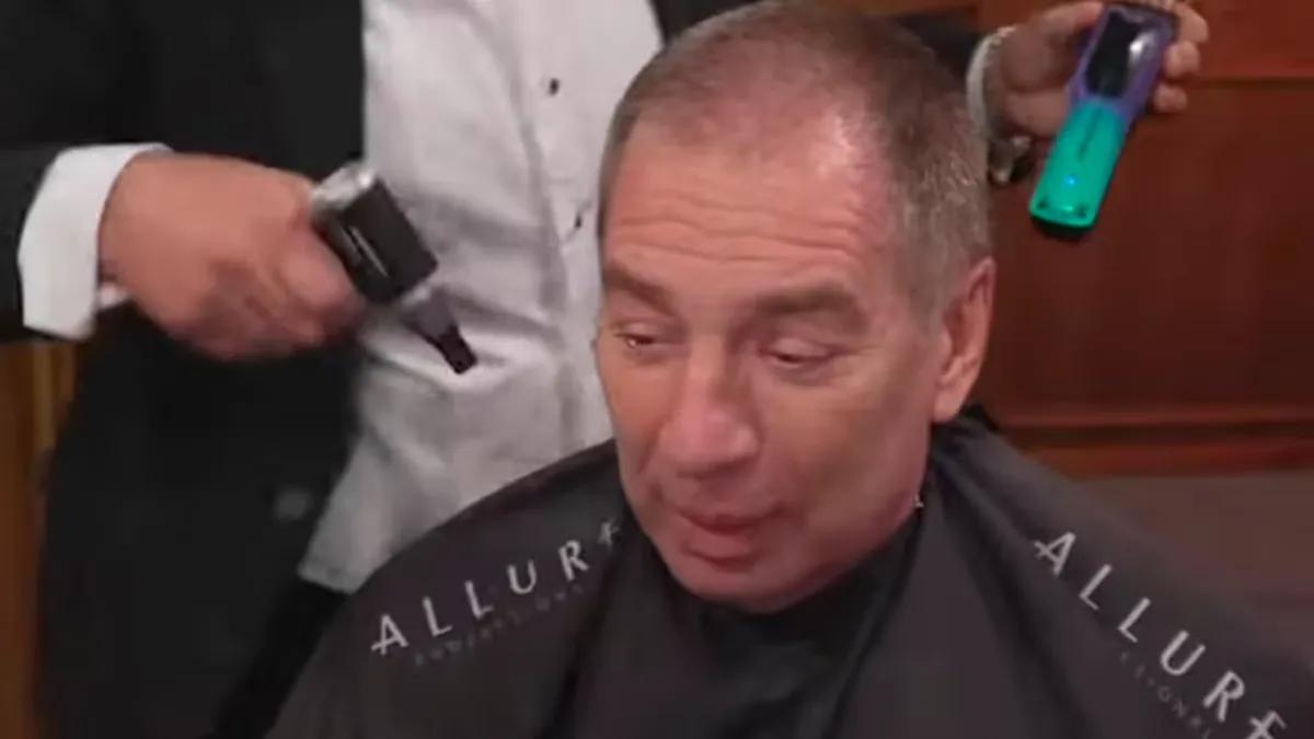 Santilli cumplió su promesa de campaña: tras la victoria de LLA, se rapó la cabeza a lo Espert