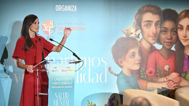 La reina Letizia anima a leer, en el Día de la Salud Mental, para poner "palabras a lo que duele, a lo que se siente, a la pérdida"