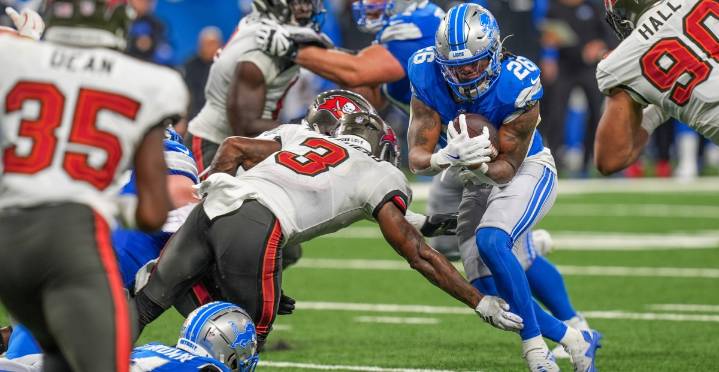 Monday Night Football live discussion: Bucs at Lions, Texans at Seahawks