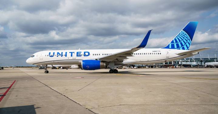 Direct flights return between Glasgow and New York