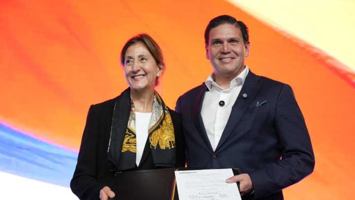 'No queremos excluir a nadie, la coalición debe ir desde Fajardo hasta Abelardo': Ingrid Betancourt