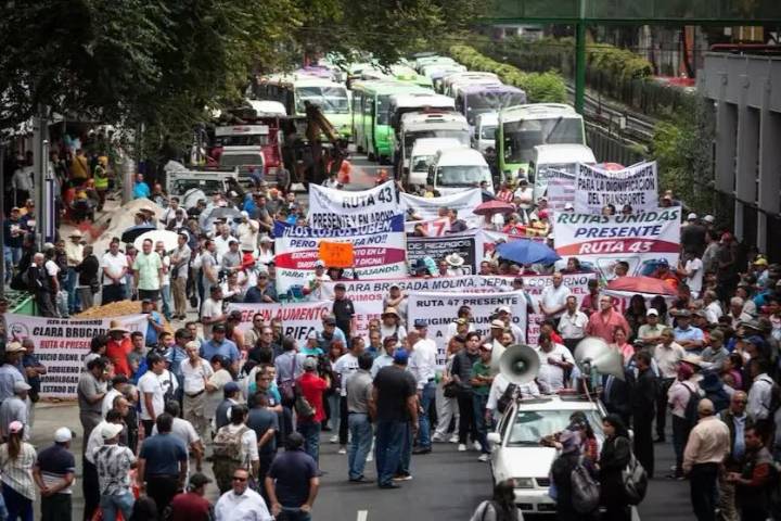 Transportistas colapsarían la CDMX este miércoles con marchas y bloqueos