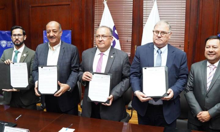 Firman convenio SFP y UACH para otorgar 120 becas a trabajadores de Gobierno del Estado