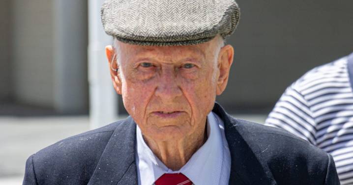 Ex-music teacher accused of raping child allegedly started contacting witnesses