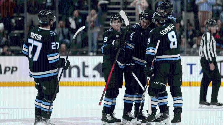 Guenther's OT goal pushes Mammoth past Avalanche for 4th straight win