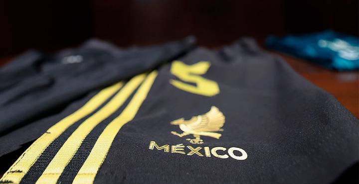 México enfrenta a Ecuador con alineación renovada tras goleada ante Colombia