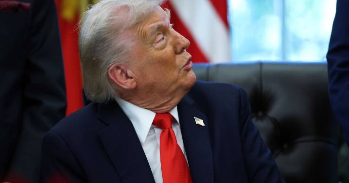 Donald Trump aide gives real reason for White House change as contractor says 'it's nuts'