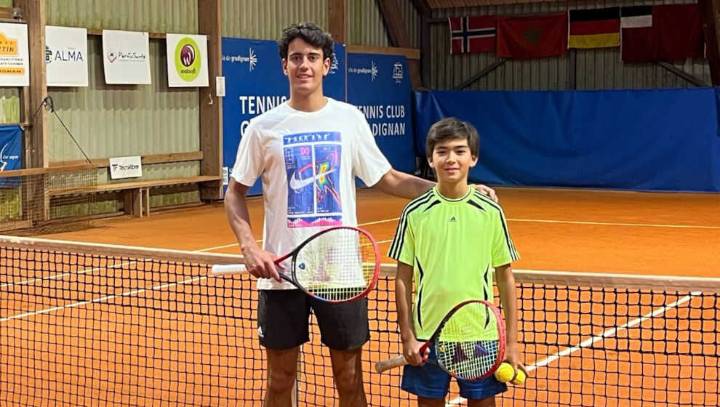 El joven tenista cántabro Zeig participa en un prestigioso torneo internacional en Francia
