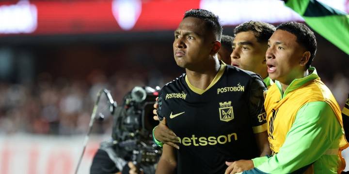 Alfredo Morelos se pronunció luego de conocer la sanción que lo deja varios partidos afuera de las canchas por simular un penalti