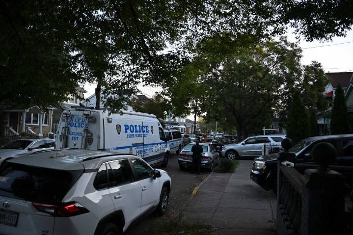 Two men shot dead in Queens in possible murder