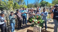 Rinden homenaje al maestro cantero Gabino Alcalá en el Panteón de Dolores