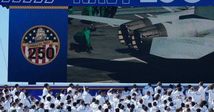 White House urged 'firing live bombs' at Navy event