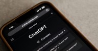 ChatGPT lanza controles parentales: cómo activar horarios y alertas para adolescentes