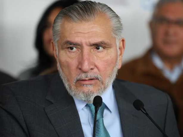 Del poder absoluto al olvido