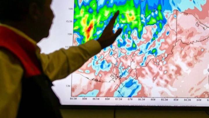 Por masa de aire frío se pronostican lluvias y temperaturas frescas en gran parte del país