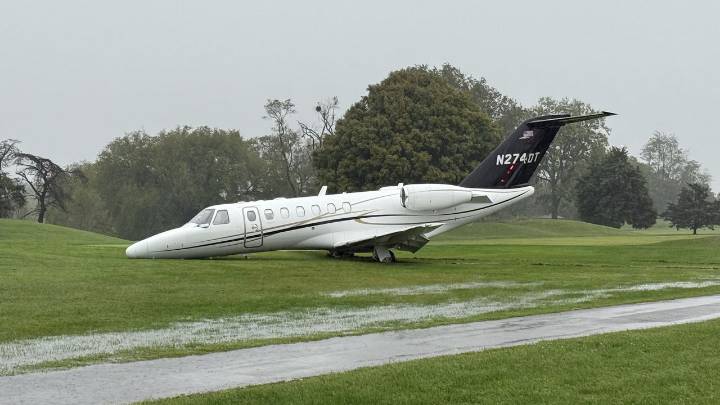 Plane slides off runway at Bowman Field, no injuries reported