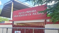 Cierran dos escuelas, pero la enseñanza sigue