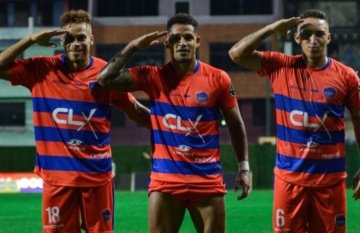 Puerto Cabello y Táchira lideran primera jornada de la fase final de la Liga FUTVE