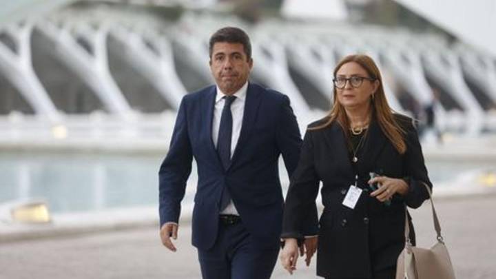 Un año de la dana en Valencia | Mazón llega al funeral de Estado